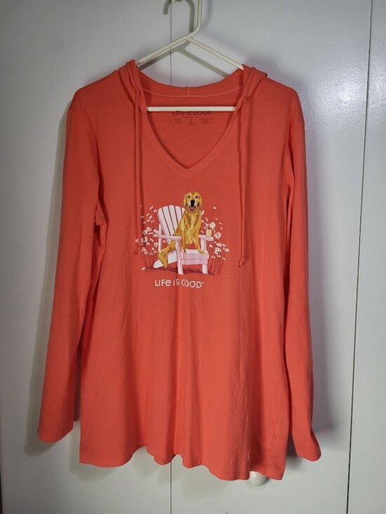 Life Is Good Tops - LIFE IS GOOD Women's LG Golden Retriever Adirondack Crusher LITE Hooded Shirt